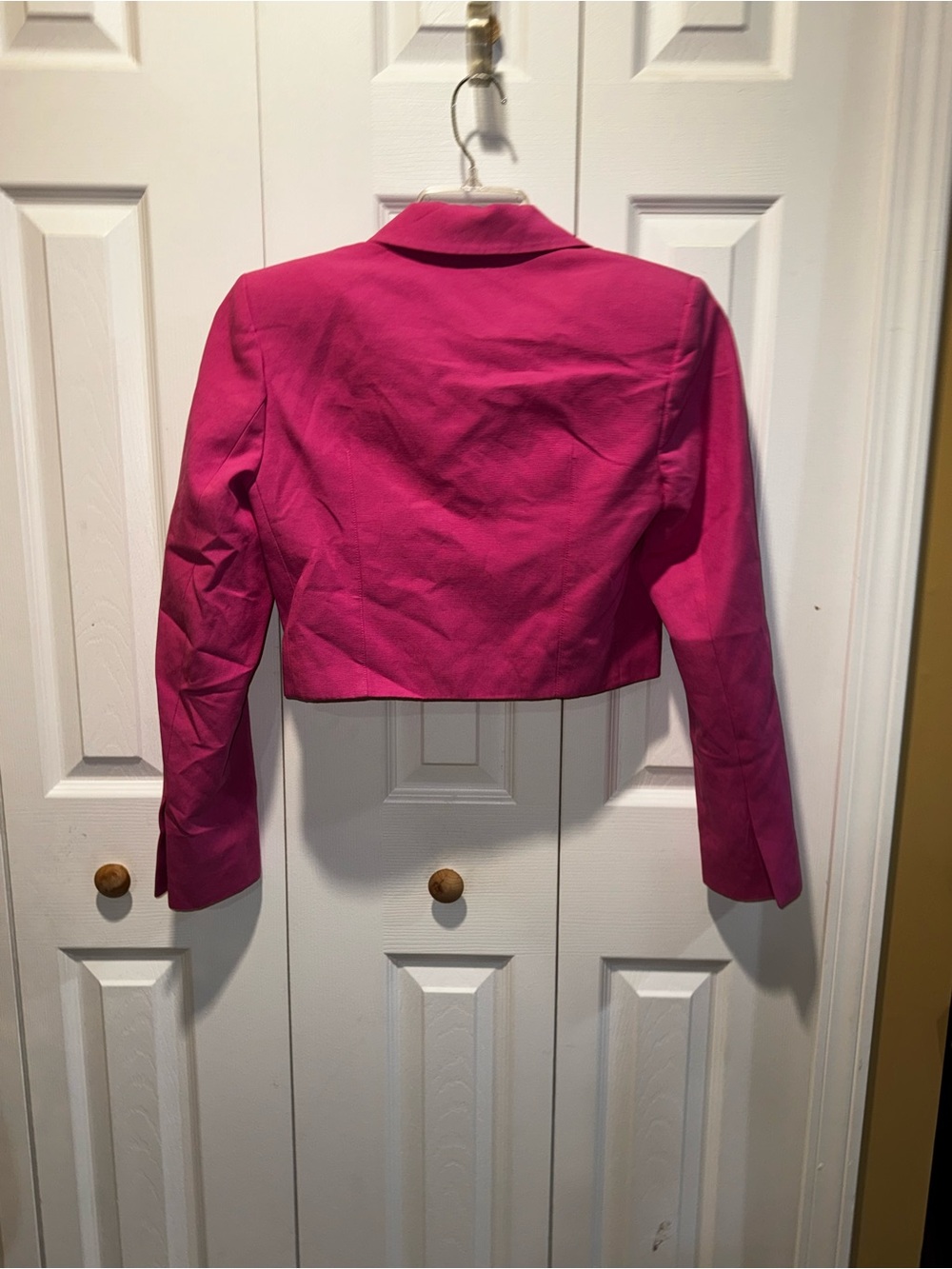 Zara Cropped Blazer in Bright Fuchsia - Picture 4 of 5